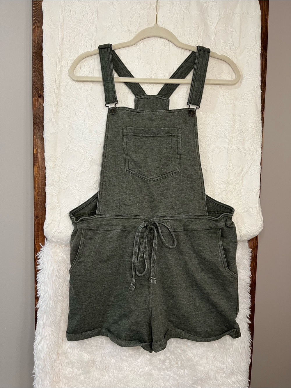 Wallflower Olive Green Jersey Knit Overall Shorts Medium